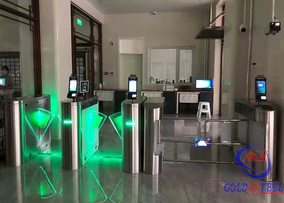Controllo accessi pedonali completamente automatico per cancello girevole con patta per scheda RFID Smart Entry