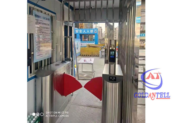 I cancelli girevoli automatici intelligenti del controllo di accesso impermeabilizzano IP54 per il parco di divertimenti del sottopassaggio