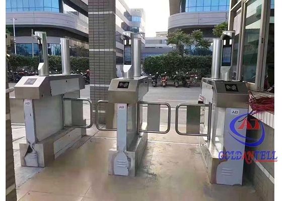Barriera robusta bidirezionale resistente di acciaio inossidabile delle porte di sicurezza del cancello girevole dell'entrata