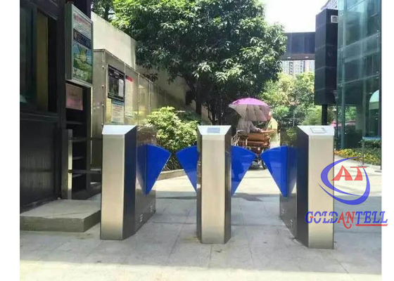 Servo Motor Flap Turnstile di sicurezza Terminal di riconoscimento del volto Barcode Biglietto in metropolitana