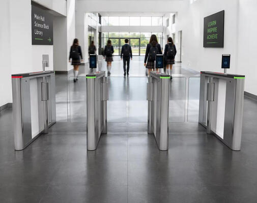 Controllo di accesso all'ingresso e all'uscita di sicurezza a velocità elevata