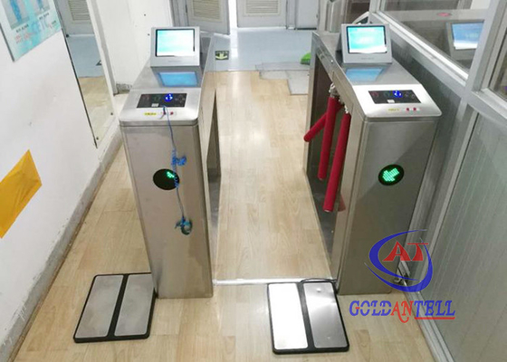 Sistema del controllo di accesso del cancello girevole del treppiede di ESD con il pedale del piede & i portoni a 8 pollici del computer ESD Teste